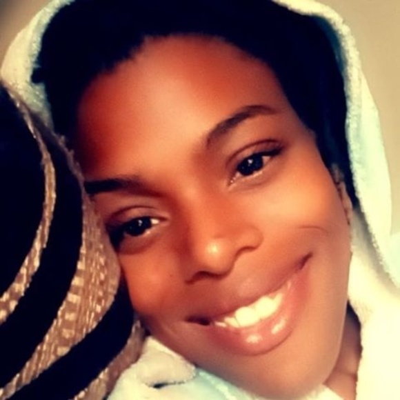 Meet your Posher, Tameisha - Picture 1 of 1